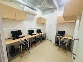 Career Launcher, Kakadeo, Kanpur — photo 3