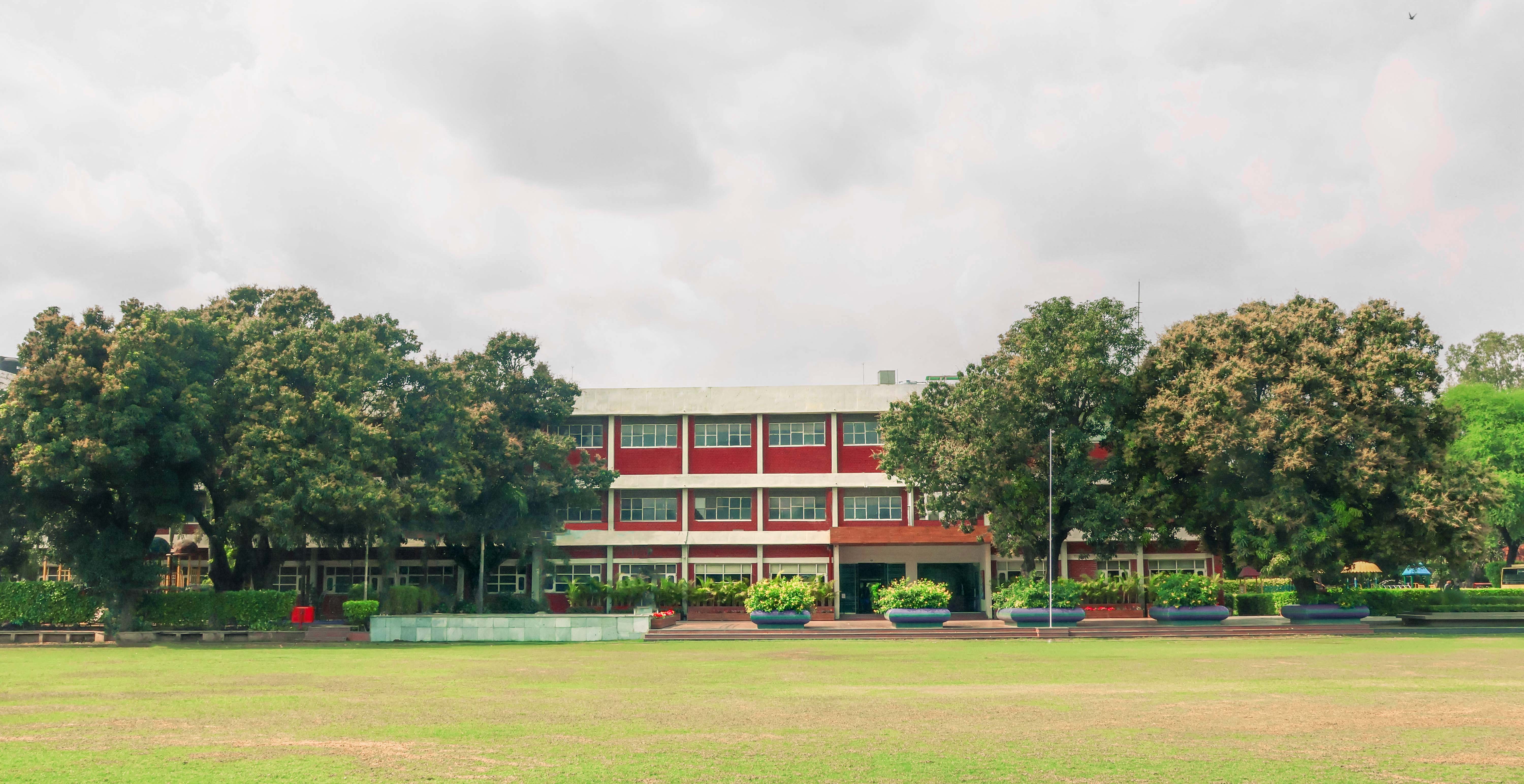 Saint Soldier International School