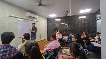 Career Launcher, Ramghat Road, Aligarh — photo 4