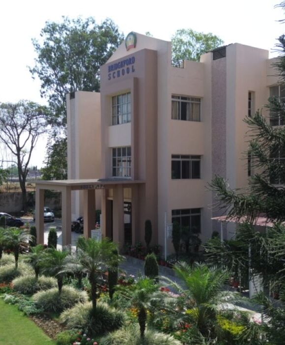 Bridgeford School, Tupudana