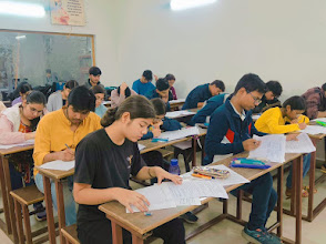 Excellent Classes, Aliganj, Lucknow — photo 6