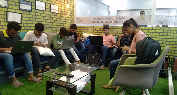 Online Courses with AI (Itvedant) — photo 6