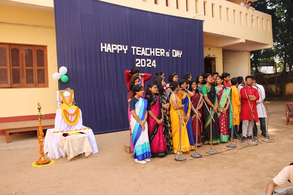 st. Xavier High school kedar gouri — photo 2