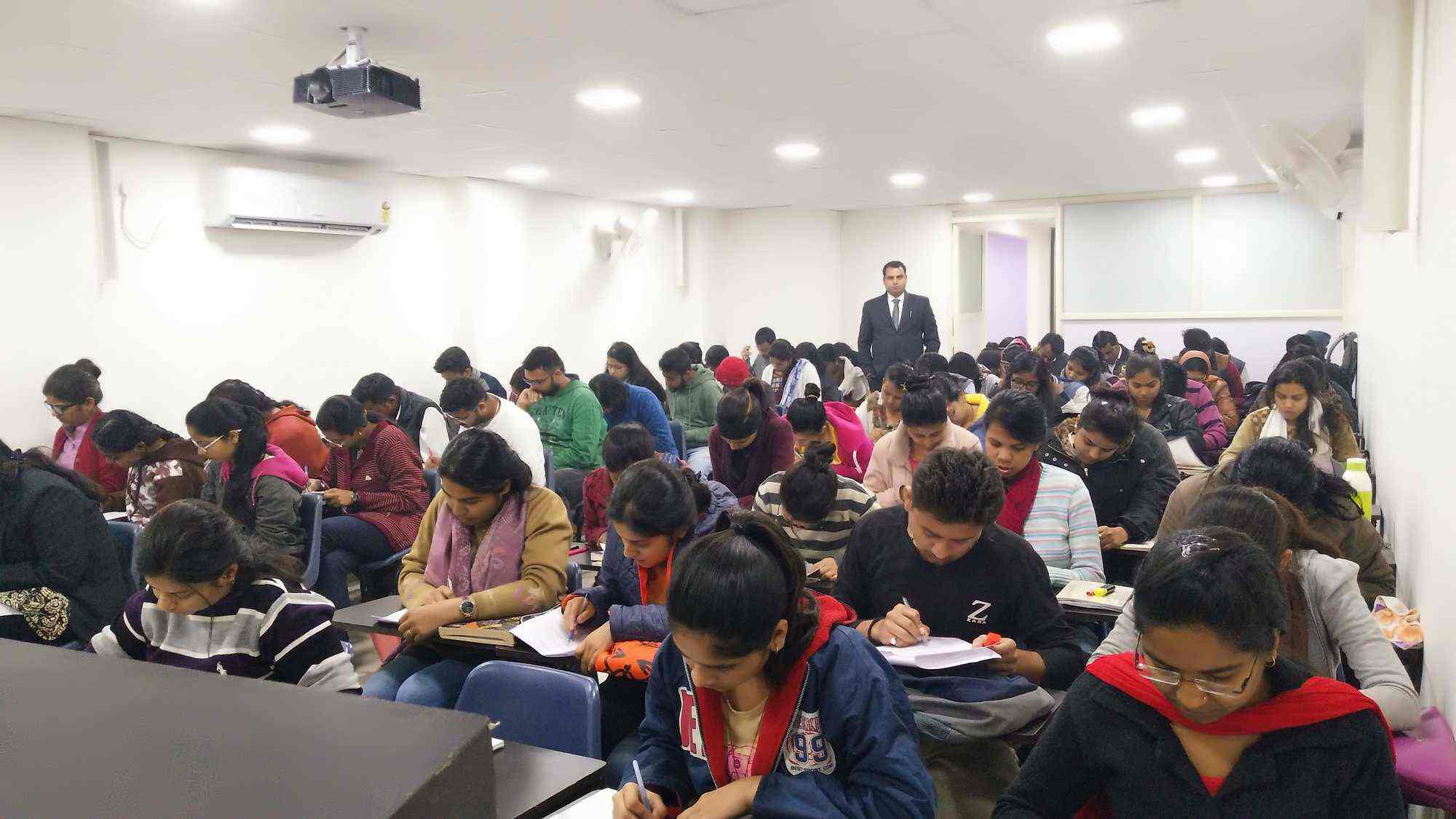 Best Law Academy Bhopal — photo 2