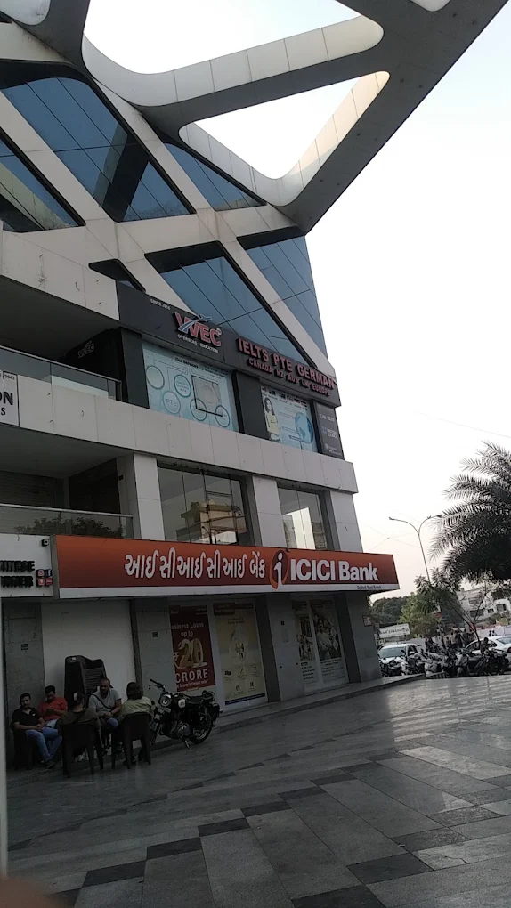 WEC Overseas Education, Katargam — photo 4