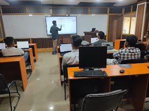 Digital Marketing + AI Mastery Program