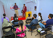 Easy Talk LKO, Hazratganj, Lucknow — photo 4