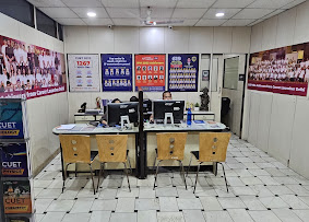 Career Launcher, Kailash Colony, New Delhi — photo 6