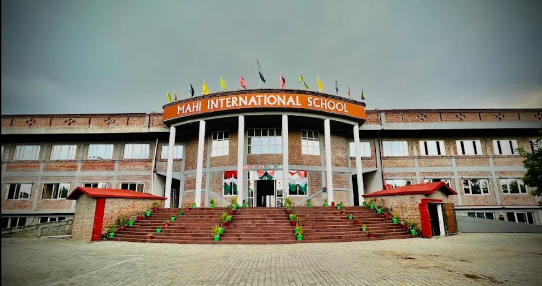 Mahi International School