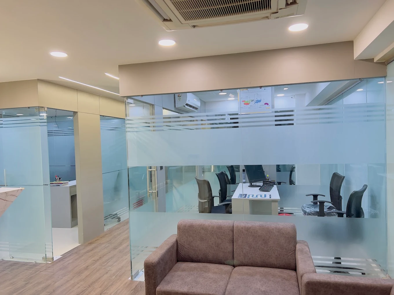Kanan International Surat — photo 4
