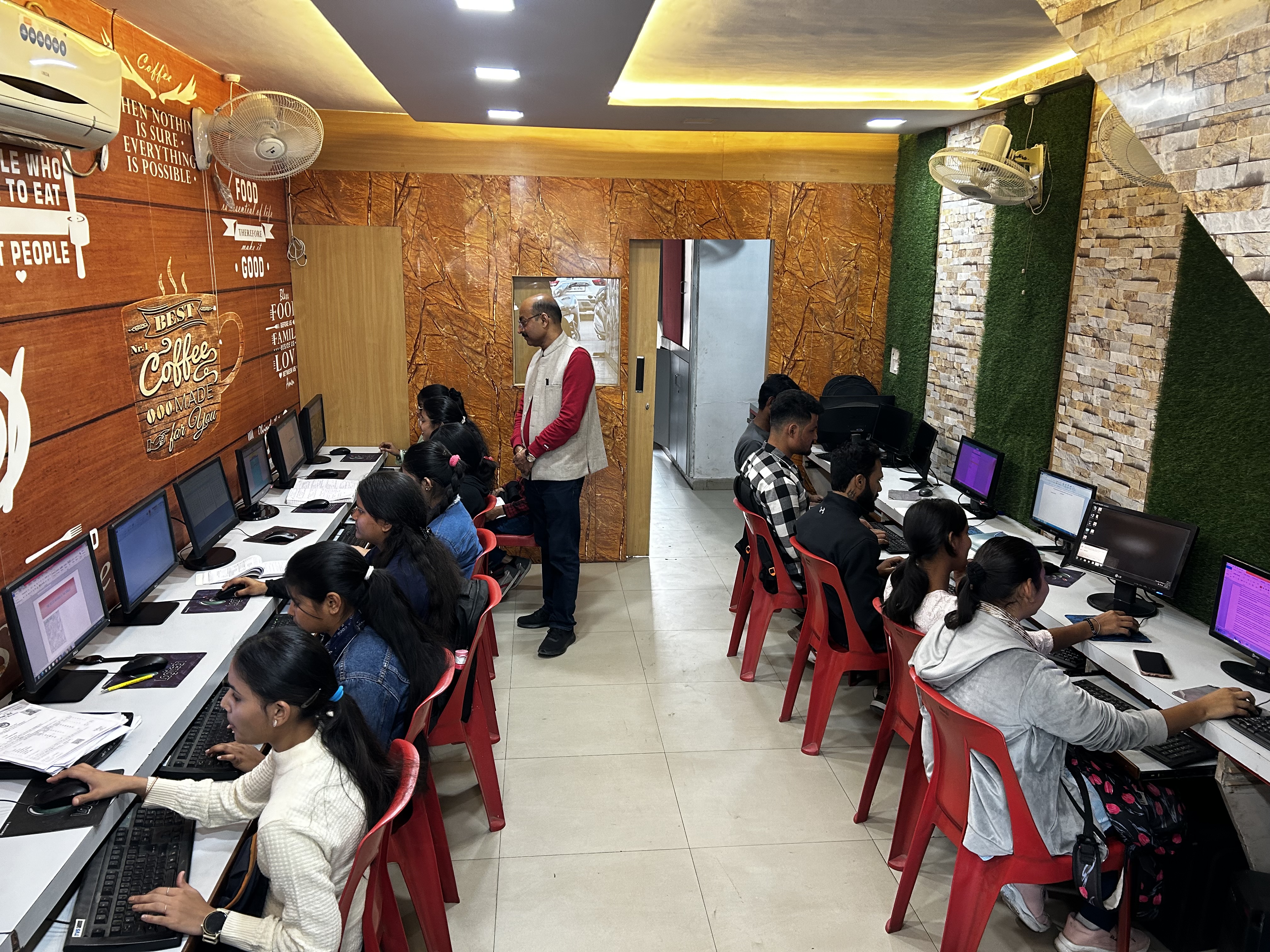 Excel Computer Education,Sadar Bazar,agra — photo 4