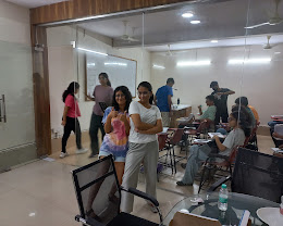 Khan's Physics, Noida — photo 5