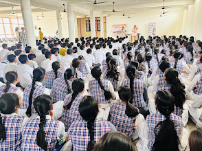 J. L. Nehru Girls Public School, Shastri Nagar, 0120-4169881, +91-9818496888, jlnehrugirlpublicschool@gmail.com — photo 4
