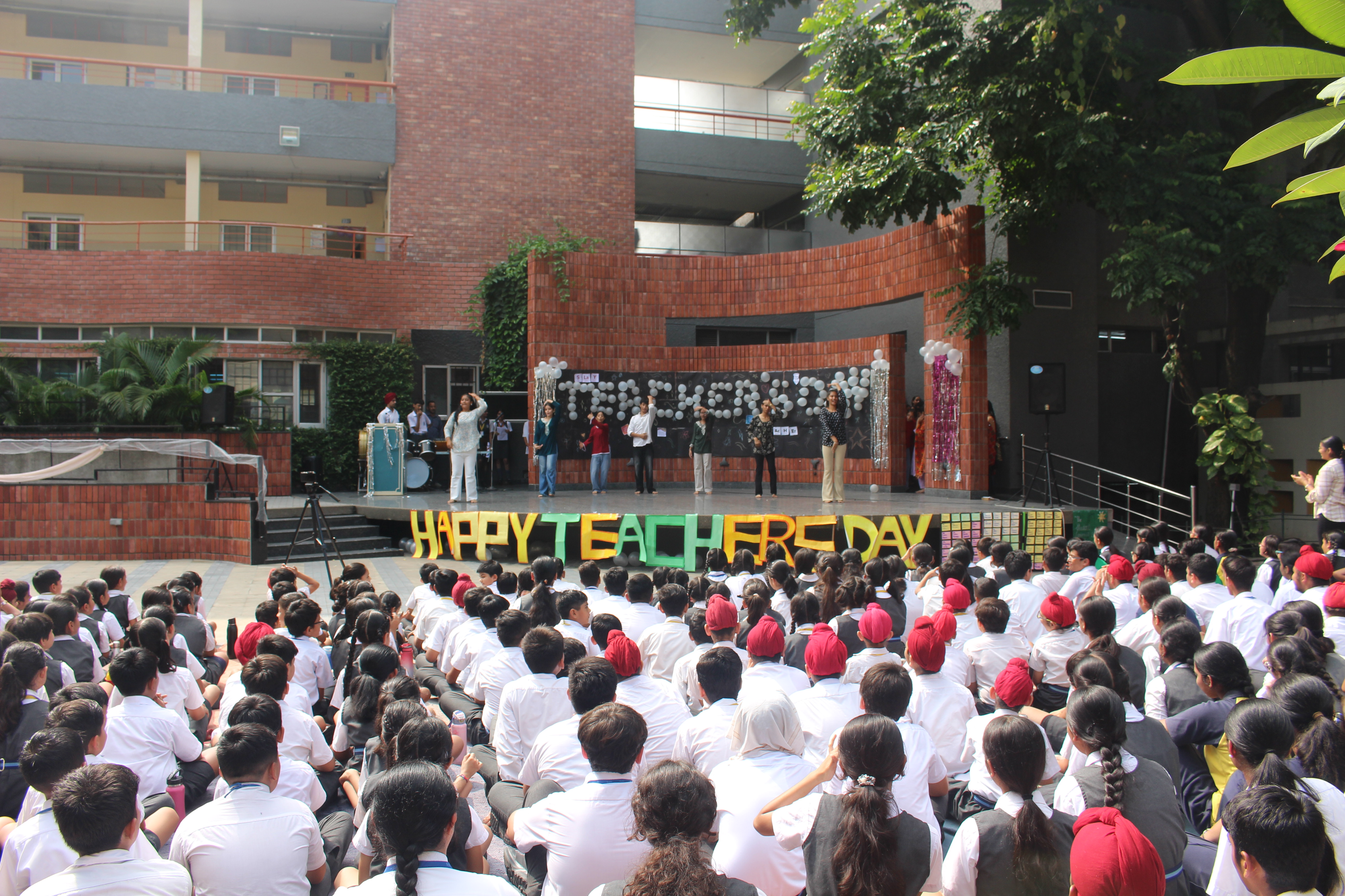 New Public School — photo 8