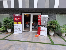 Career Launcher, Alambagh, Lucknow — photo 3