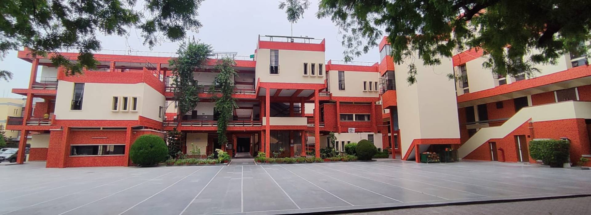 Welcome Carmel Convent School Chanakyapuri Delhi — photo 2