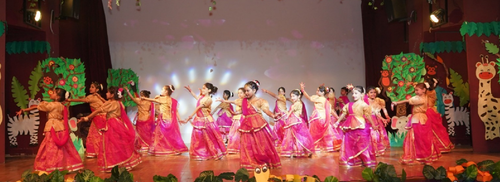 Welcome Carmel Convent School Chanakyapuri Delhi — photo 8