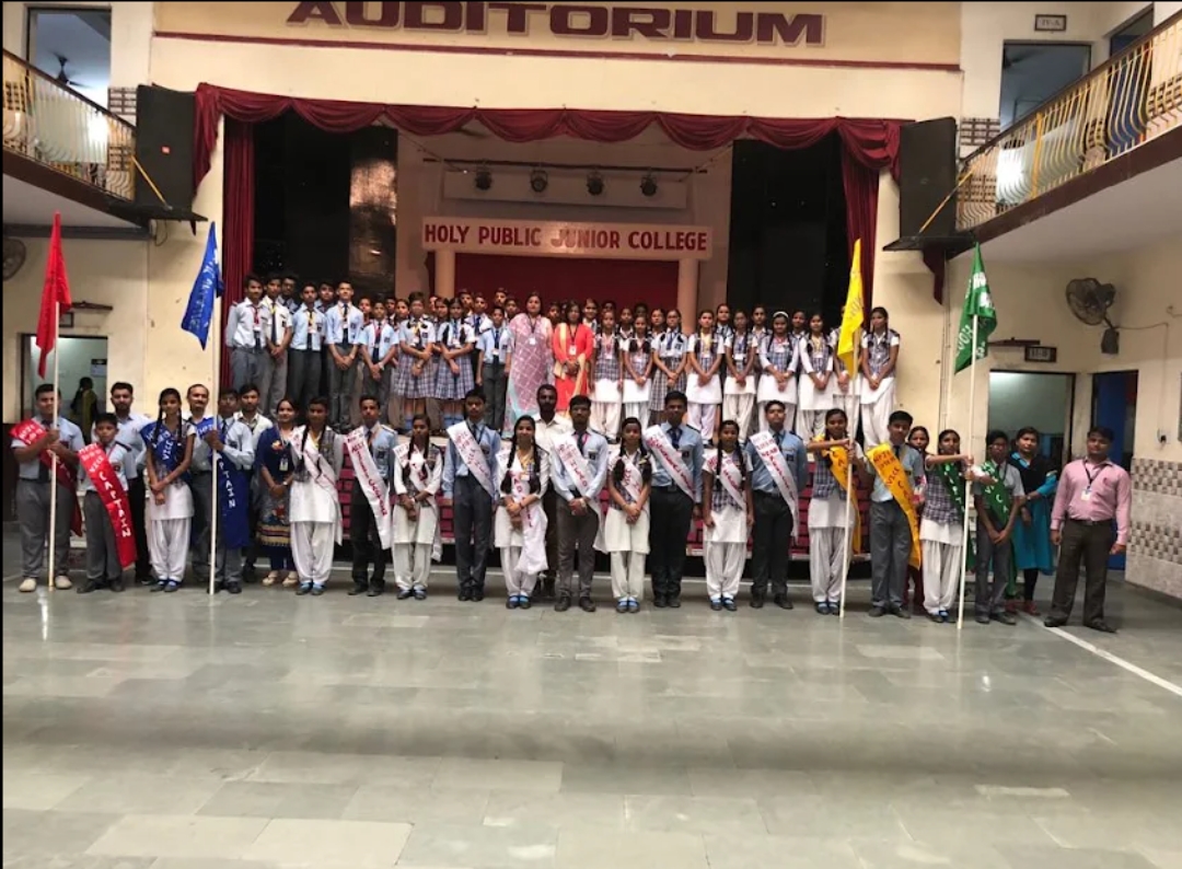 Holy Public Junior College, Agra — photo 3
