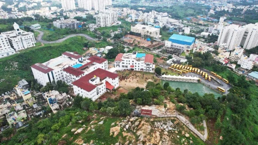 National Hill View Public School