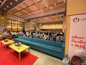 Career Launcher, FC Road, Pune