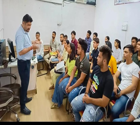 motivation session for students macs — affiliation partner of MACS Computer Academy
