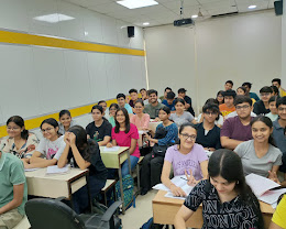 Career Launcher, Rajouri Garden, New Delhi