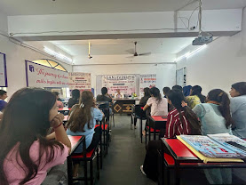 Toppers Institute Lucknow — photo 4