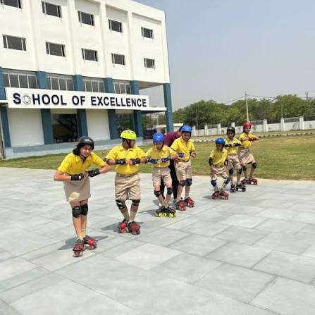 School of Excellence — photo 2
