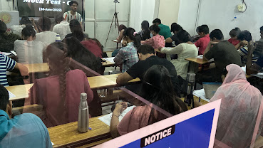 Raghuvanshi Institute, Lucknow