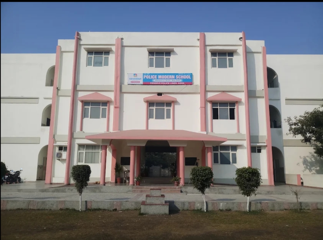 Police Modern Secondary School, Agra