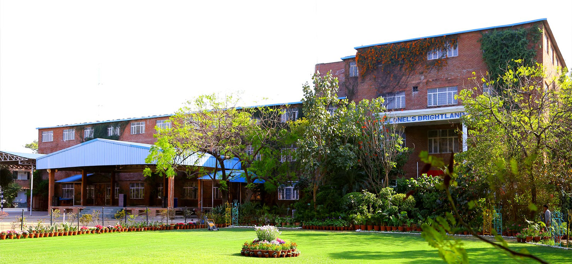 Colonel's Brightland Public School