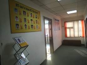Career Launcher, Sector 14, Gurugram — photo 3