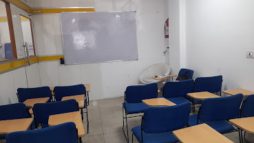 Career Launcher, North Campus, New Delhi — photo 5