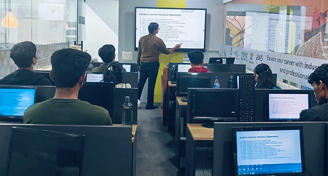 Online Courses with AI (Itvedant) — photo 4