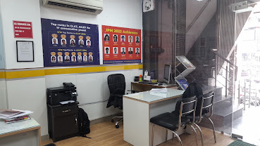 Career Launcher, North Campus, New Delhi — photo 3