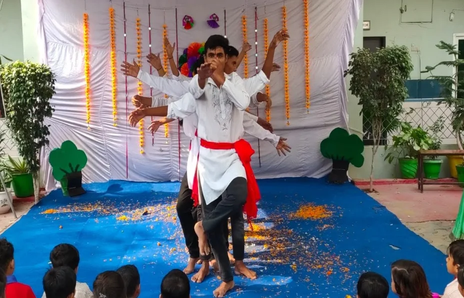 Bal Jagat Senior Secondary School, Ghaziabad — photo 3