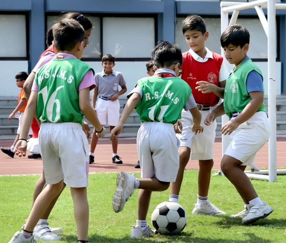 Raghubir Singh Junior Modern School Delhi — photo 14