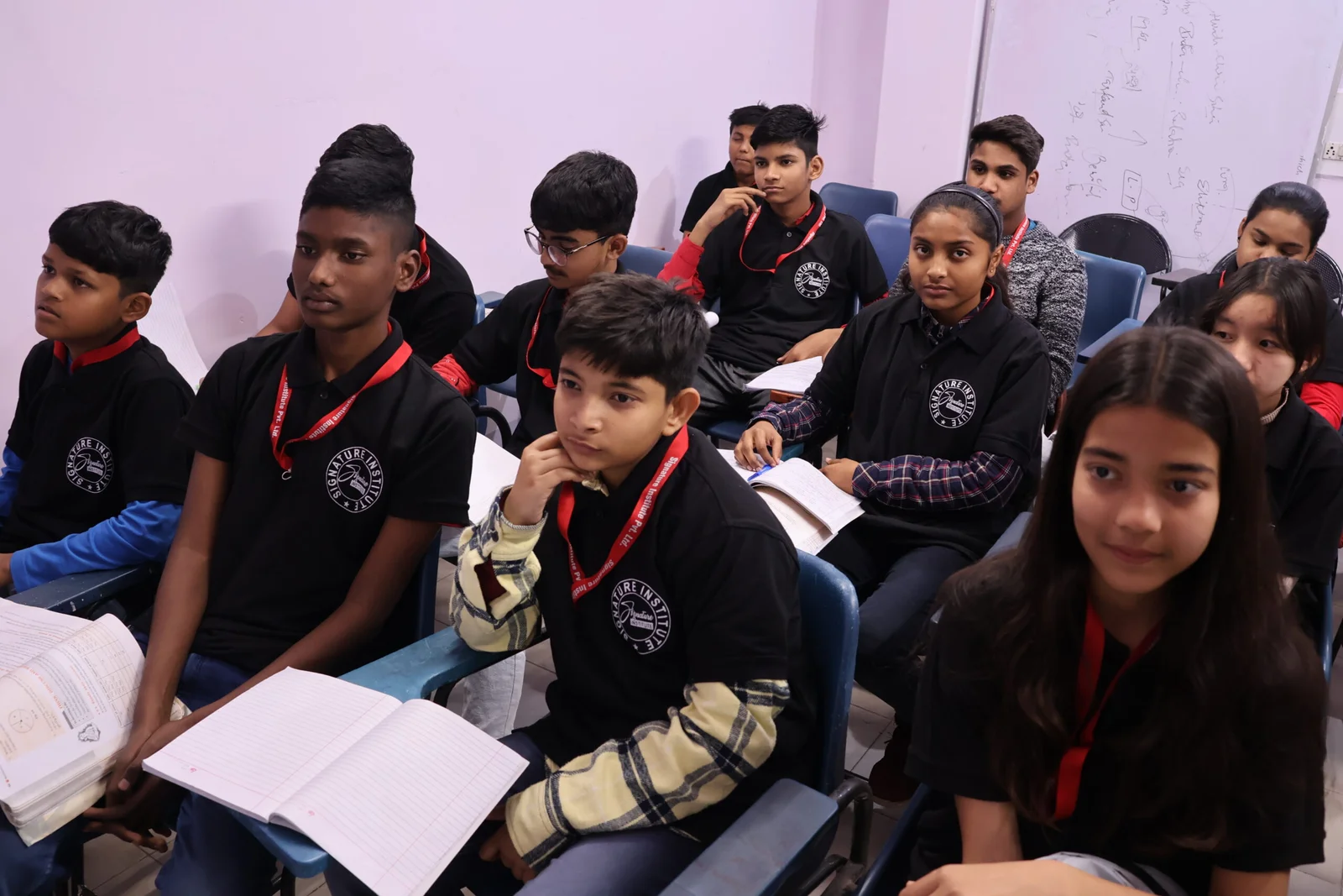 SIGNATURE INSTITUTE,Best Coaching in Munirka  Delhi - — photo 6