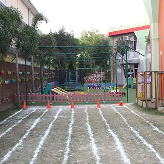 Dolphin Kids, Greater Noida