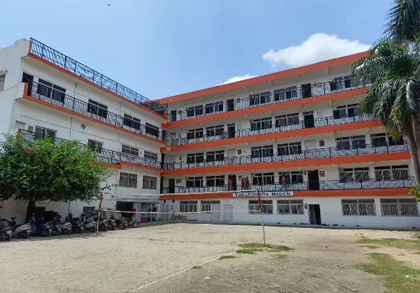 Swami Hariharanand Public School
