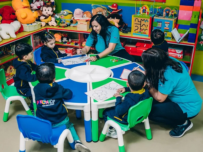 Makoons play school
