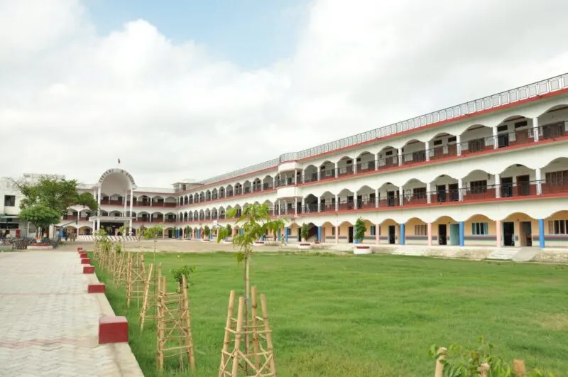 || Central Academy, Sarai Inayat, Prayagraj || — photo 3