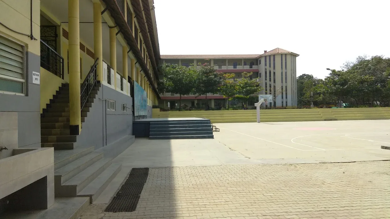 Lake Montfort School — photo 4