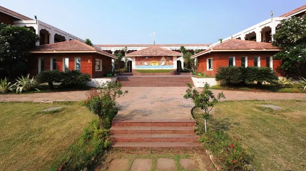Sri Sri Ravishankar Vidya Mandir, Indore