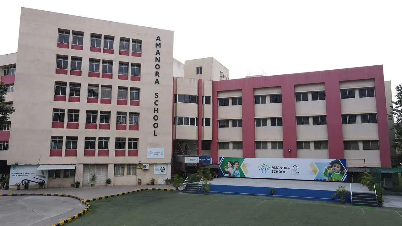 Amanora School