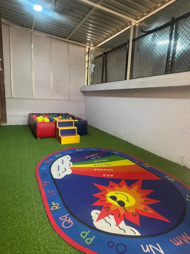 Grow Inn Steps - Evershine Nagar, Mumbai — photo 2