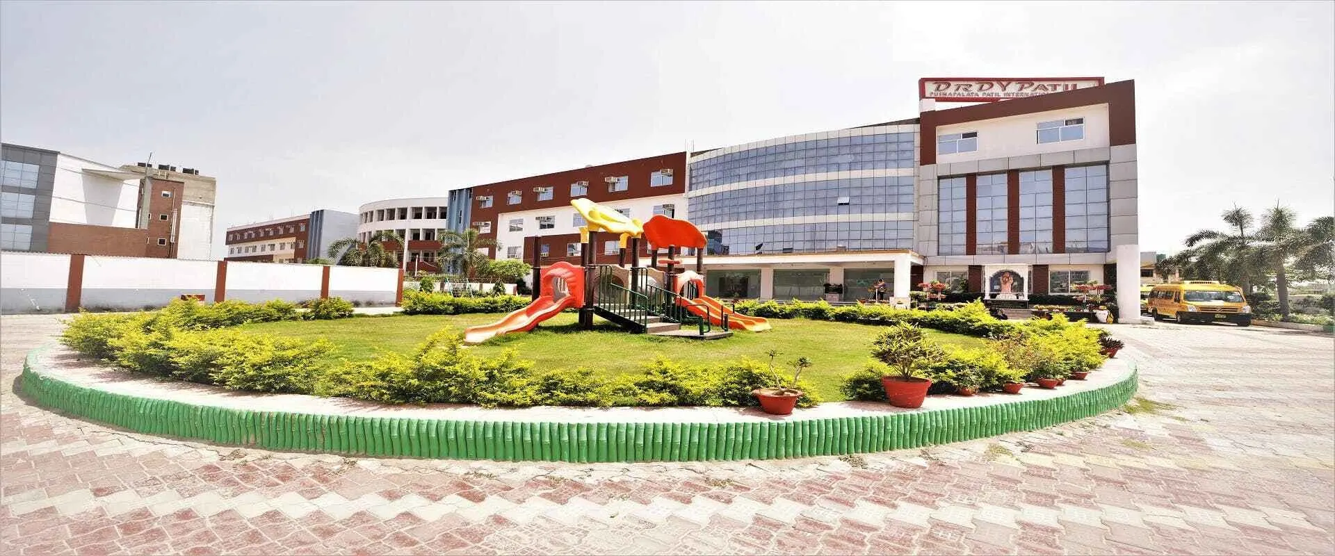 Dr. D Y Patil Pushpalata Patil International School — photo 3