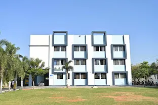 Podar International School - Ambajogai