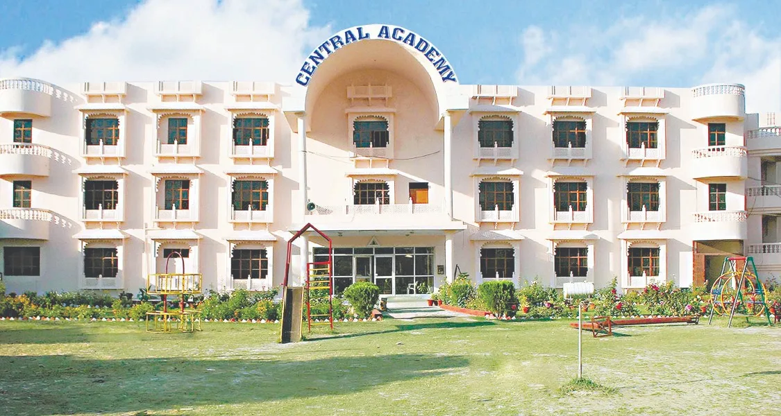 || Central Academy, Sarai Inayat, Prayagraj || — photo 2