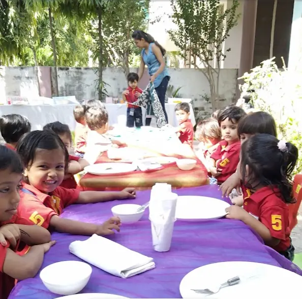Hello Kids Champions Pre School Ujjain — photo 5
